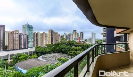 Apartamento em frente do Clube Curitibano - com 4 dormitórios à venda, 247 m² por R$ 1.890.000 - Água Verde - Curitiba/PR