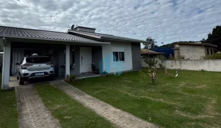 Linda Casa Térrea, Próxima às Dunas do Siriú e a Poucos Minutos do Centro de Garopaba!