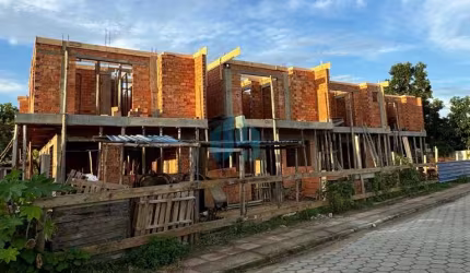 Belas Casas com Vista p/ Lagoa da Ibiraquera, Bairro Campo Duna, em Garopaba!