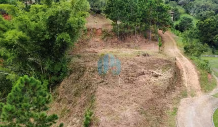 Amplo Terreno Localizado no Bairro Areias de Palhocinha, em Garopaba!