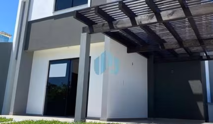 Bela Casa Nova Localizada no Loteamendo Pedra Branca, a Poucos Minutos do Centro de Garopaba!