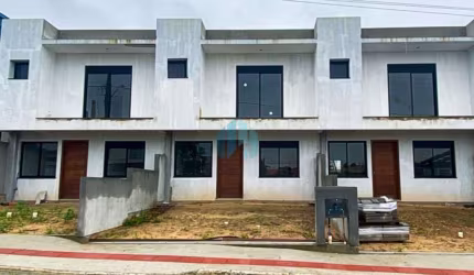 Belos Sobrados Novos Localizados no Bairro Ambrósio, em Garopaba!