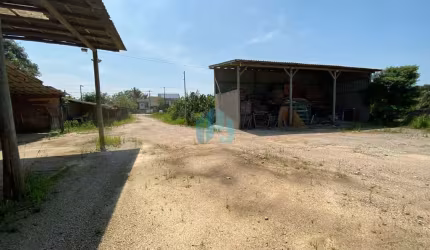 Imóvel Comercial a 50 m da BR 101, Bairro Araçatuba, em Imbituba!