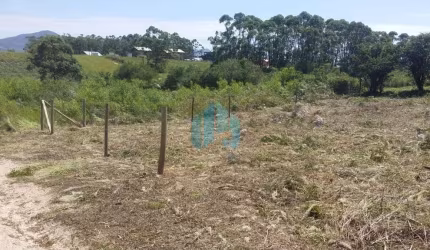 Amplo Terreno Localizado no Bairro Praia do Rosa, em Imbituba.