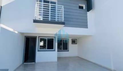 Bela Casa a Poucos Minutos do Centro de Garopaba!