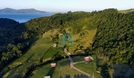 Belos Chalés com Áreas à Partir de 3.393 m², em Imaruí.