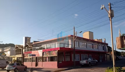 Prédio Comercial de Frente para a Praia Central de Garopaba!