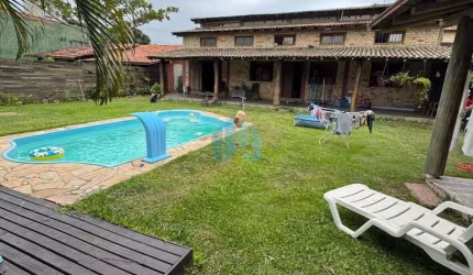 Duas Casas em Amplo Terreno, Praia do Rosa | Imbituba - SC