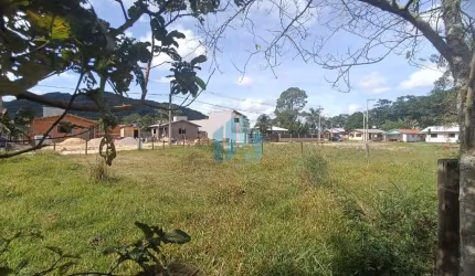 Ótimo Terreno a Poucos Minutos do Centro da Cidade, Ressacada | Garopaba - SC