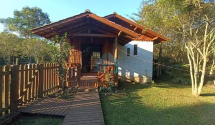 Belo Sítio com 2 Hectares, a Poucos Minutos da Lagoa e Praia da Barra de Ibiraquera, Sambaqui | Imbituba - SC