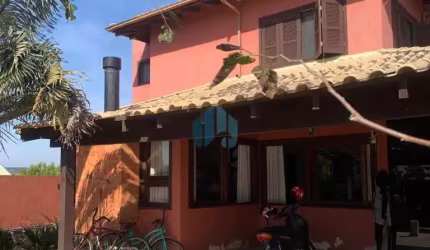 Linda Casa a Apenas 5 km do Centro da Cidade, no Loteamento Pedra Branca, Areias de Palhocinha | Garopaba - SC