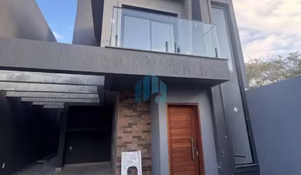 Lindas Casas Novas, Próximas de Todo Comércio, Centro | Garopaba - SC