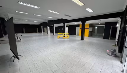 Alugo Prédio Comercial com 800m² em Jaguaribe