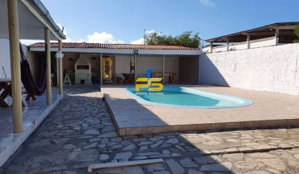 CASA A VENDA NA PRAIA DE CAMBOINHA