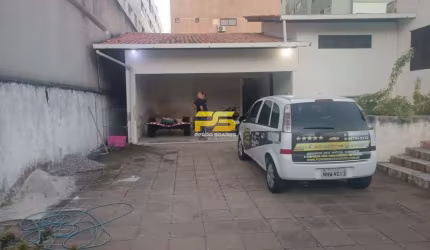 Casa comercial com 5 quartos, Bessa - João Pessoa
