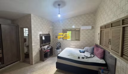 Casa com 2 quartos, Centro - João Pessoa