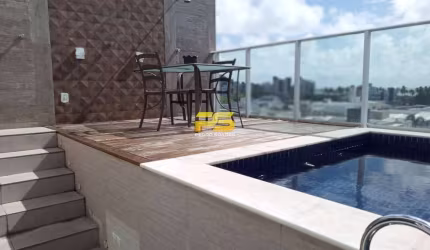 Alugo cobertura em Intermares com 3 quartos sendo 2 suites.