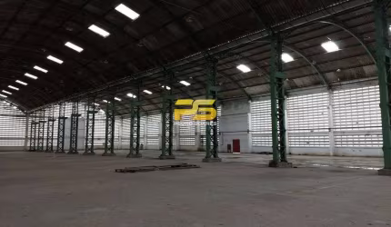 GALPÃO COM TERRENO MEDINDO 40 MIL MTS² NO BAIRRO DAS INDUSTRIAS POR 14.800.000,00 MILHÕES