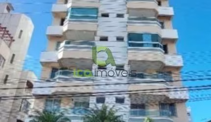 Apartamento para venda com 02 dormitórios sendo 01 suíte, varanda gourmet e vista para o mar em Barreiros, a 5 min de Florianópolis.