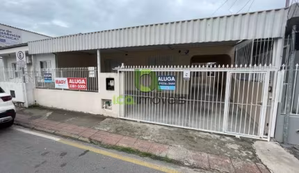 Ótima casa residencial e comercial  com 5 dormitórios
