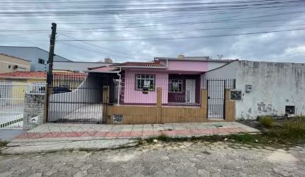 CASA COM 3 QUARTOS EM AREIAS PARA LOCAÇÃO