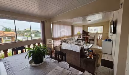 Apartamento Mobiliado de 3 Dormitórios