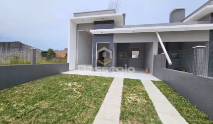Casa Moderna com 2 Dormitórios e Pé Direito Duplo