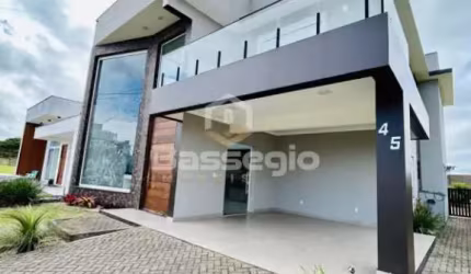 CASA DE ALTO PADRÃO COM 4 QUARTOS