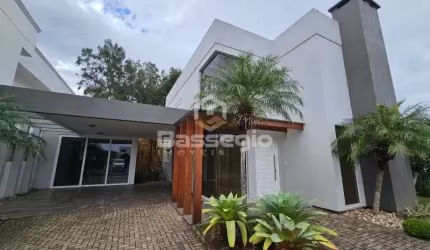 CASA DE ALTO PADRÃO EM CONDOMINIO FECHADO NO IMBÉ