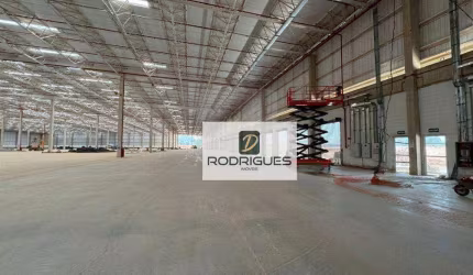 Galpão para alugar, 4587 m² por R$ 137.614,40/mês - Parque São Vicente - Mauá/SP