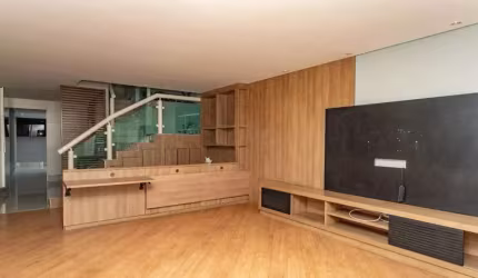 Sobrado para Compra, 363m², Centro - Diadema/SP