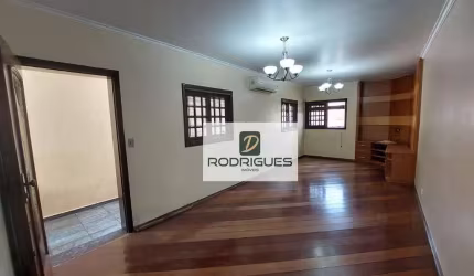 Sobrado com 3 dormitórios, 202 m² - venda por R$ 850.000,00 ou aluguel por R$ 6.750,00/mês - Vila Floresta - Santo André/SP