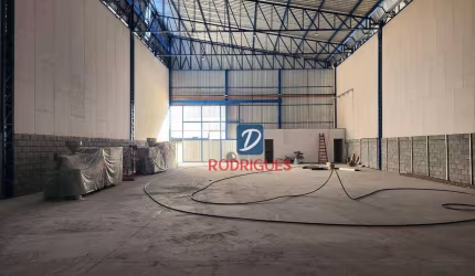 Galpão para alugar, 550 m² por R$ 16.000,00/mês - Conceição - Diadema/SP