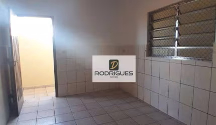 Casa com 2 dormitórios para alugar, 60 m² por R$ 1.400,00/mês - Canhema - Diadema/SP
