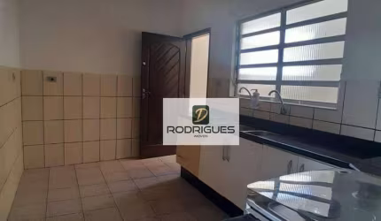 Casa com 2 dormitórios para alugar, 80 m² por R$ 1.700,01/mês - Canhema - Diadema/SP