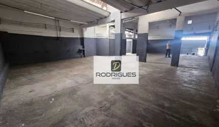Galpão para alugar, 300 m² por R$ 5.500/mês - Serraria - Diadema/SP