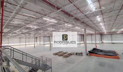 Galpão para alugar, 2456 m² por R$ 66.330,36/mês - Batistini - São Bernardo do Campo/SP