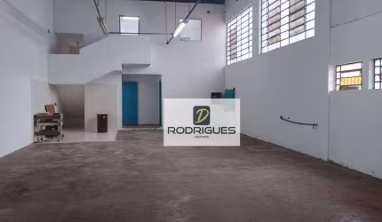 Galpão para alugar, 237 m² por R$ 5.500/mês - Jardim Ruyce - Diadema/SP