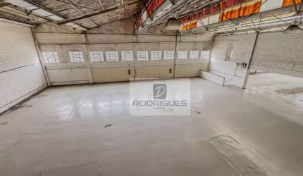 Galpão, 2.942 m² - venda por R$ 8.500.000 ou aluguel por R$ 65.000/mês - Centro - Diadema/SP
