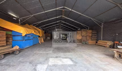 Galpão para alugar, 676 m² por R$ 40.000/mês - Jardim Bandeirante - Diadema/SP