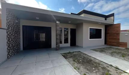 Casa a venda 3 quartos com piscina churrasqueira 130m do mar Santa Terezinha
