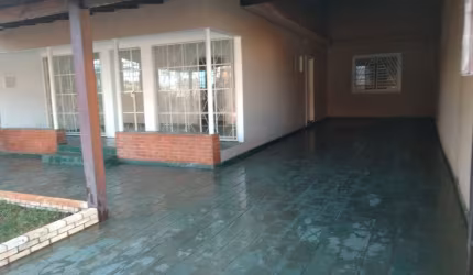 MARIAH IMÓVEIS VENDE Casa na Quadra 22 do Setor Leste do Gama/DF!!