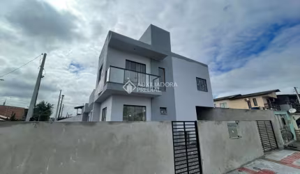 Casa com 2 quartos à venda na Alicio Jacob Ricobom, 167, Machados, Navegantes, 80 m2 por R$ 420.000