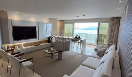 Apartamento com 3 quartos à venda na Rua Julieta Lins, 32, Pioneiros, Balneário Camboriú, 164 m2 por R$ 8.500.000