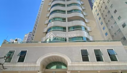Apartamento com 3 quartos à venda na Rua Julieta Lins, 349, Pioneiros, Balneário Camboriú, 98 m2 por R$ 1.700.000