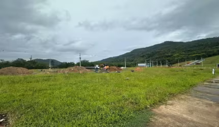 Terreno à venda na Rua Rio Amazonas, 1, Rio Pequeno, Camboriú, 300 m2 por R$ 450.000