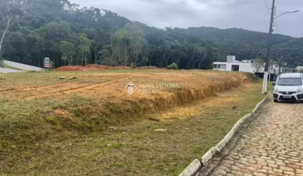 Terreno em condomínio fechado à venda na Avenida das Arapongas, 1265, Ariribá, Balneário Camboriú, 757 m2 por R$ 2.890.000