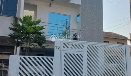 Casa com 3 quartos à venda na Prefeito Antonio Manços de Souza Mafra, 72, Centro, Camboriú, 200 m2 por R$ 1.050.000