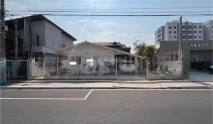 Terreno à venda na Rua 906, 630, Centro, Balneário Camboriú, 252 m2 por R$ 2.200.000