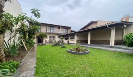 Casa com 2 quartos à venda na Corifeu de Azevedo Marques, 286, São Judas, Itajaí, 138 m2 por R$ 940.000